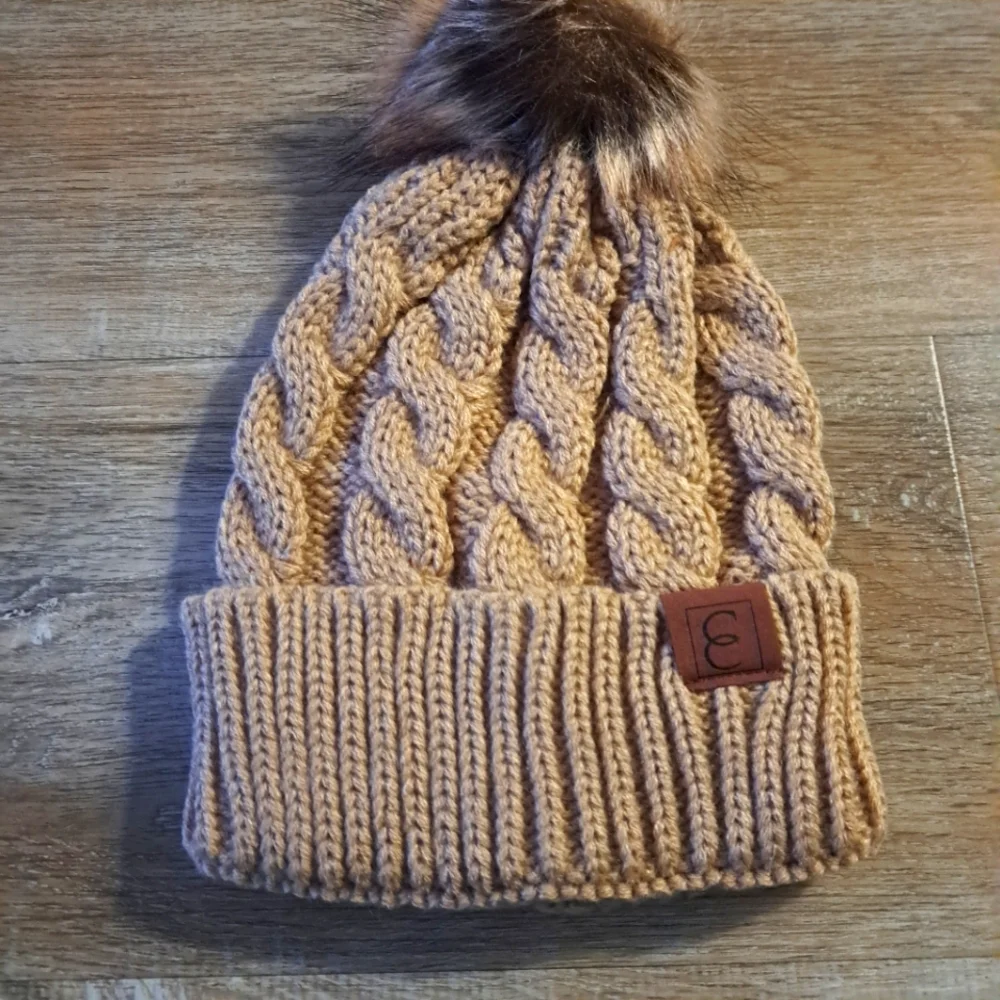 Cozy Tan Cable Knit Beanie with Pom NWOT